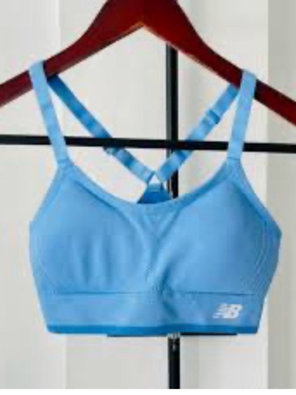 New Balance Women's Sky Blue sports bra with padding size large w/ pads 🆕